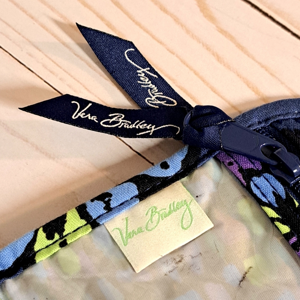 Vera Bradley Hanging Travel Toiletry Organizer - Picture 8 of 10